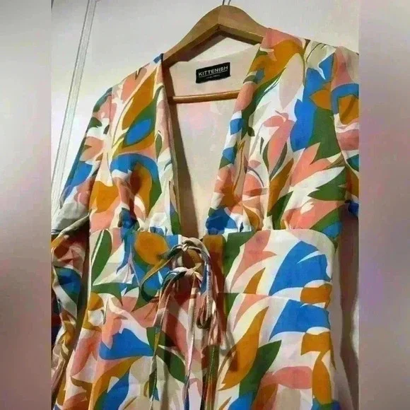 KITTENISH STAND OUT PRINTED
MINI DRESS - Picture 5 of 8